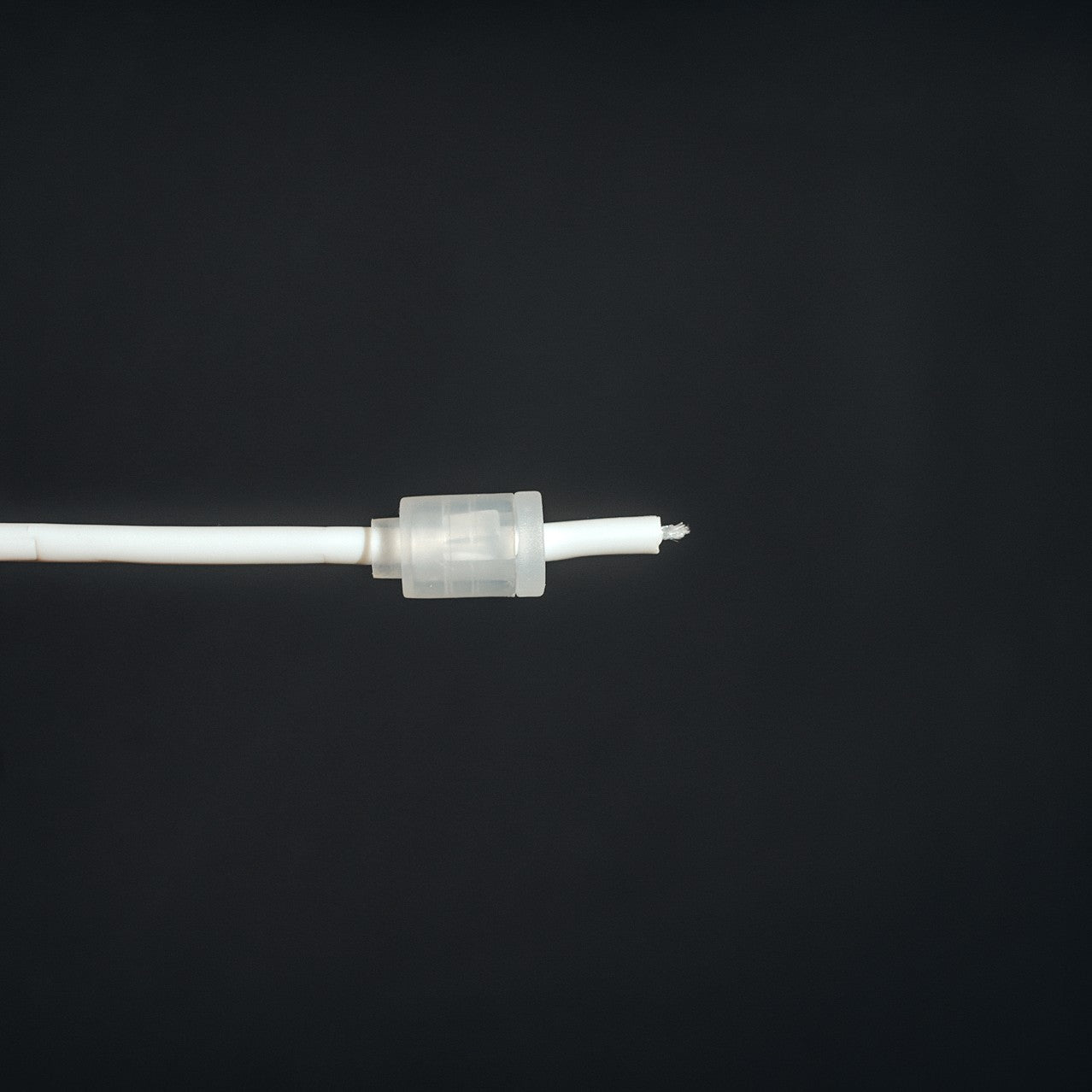 4mm PVC cord + clips
